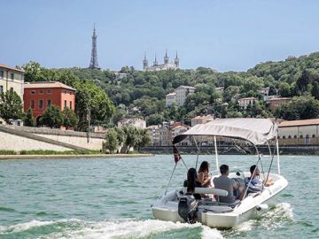 Boat rental with no permit from 1 to 7 people - 3h