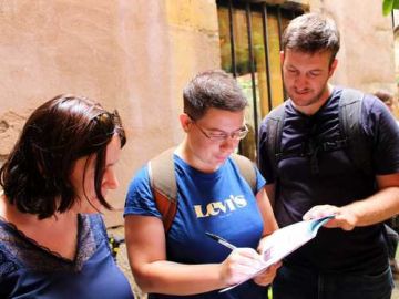 Self-guided exploration game: PassExplora Old town